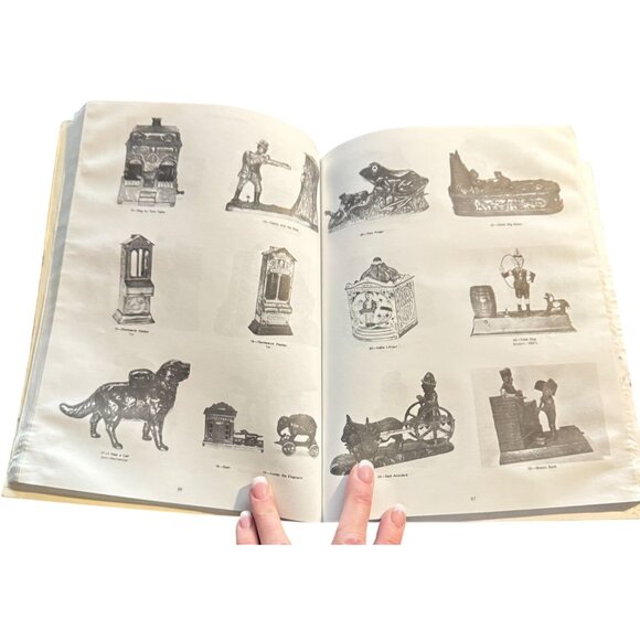 Vtg Collectors Encyclopedia Toys Banks Revised Edition By L-W Book Sales 1994 - Picture 4 of 4